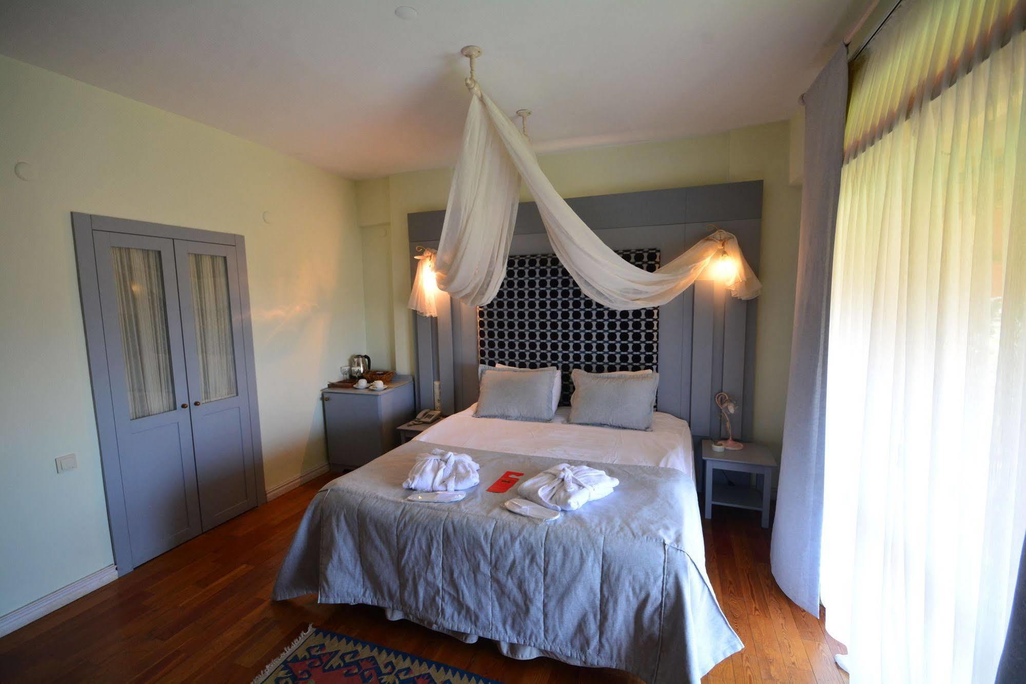 Reis Inn Hotel Kazdaglari Küçükkuyu Dış mekan fotoğraf